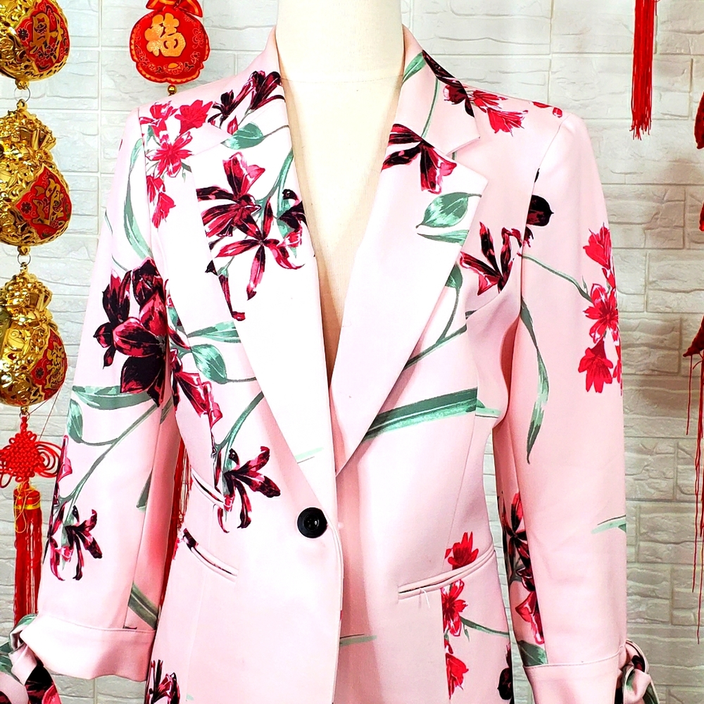 Light pink floral blazer